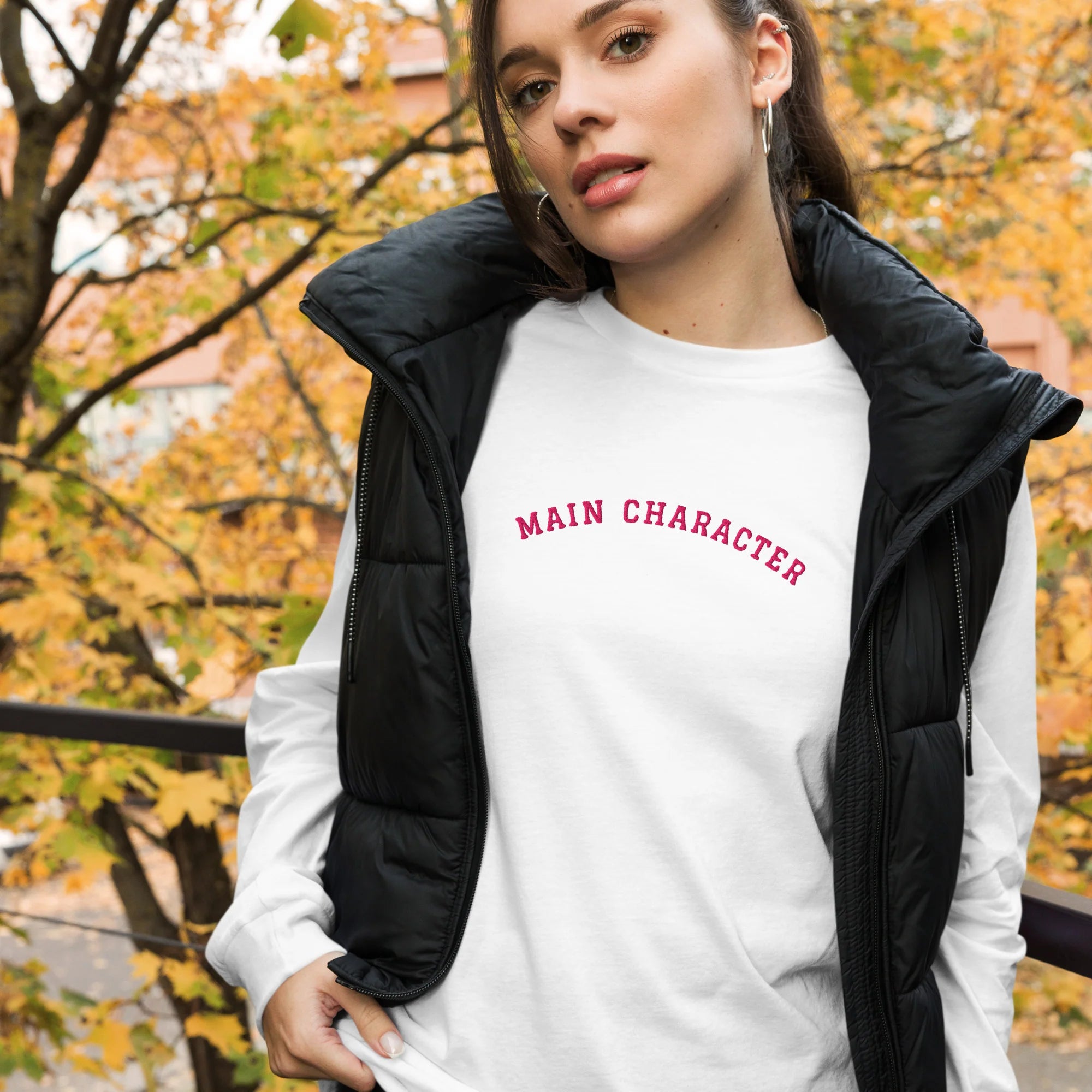 MAIN CHARACTER | White Long Sleeve, Pink Embroidery
